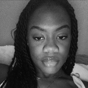 Meet your Posher, Kenady